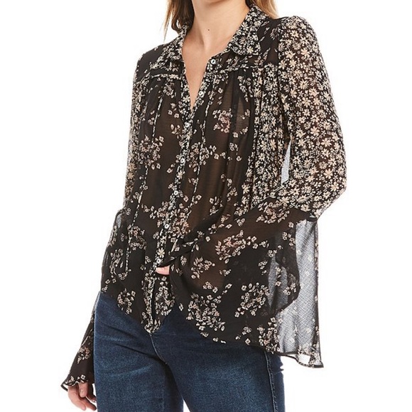 Free People Tops - FREE PEOPLE Serena Printed Blouse Black Combo